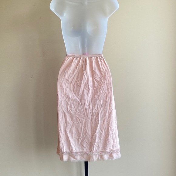 Vintage 50s Pink Half Slip Retro Pinup Cottagecore Rockabilly Marilyn Nylon - Picture 4 of 11